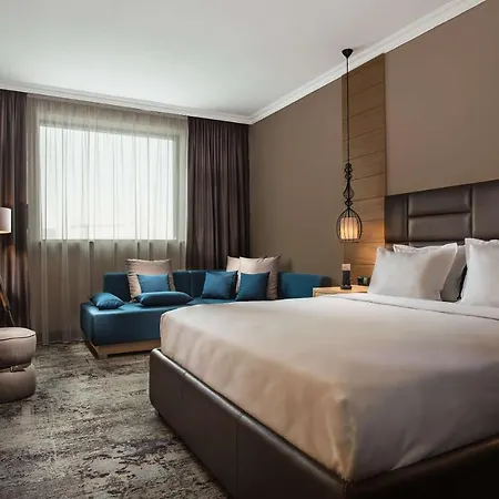 Hotel Expo 4*