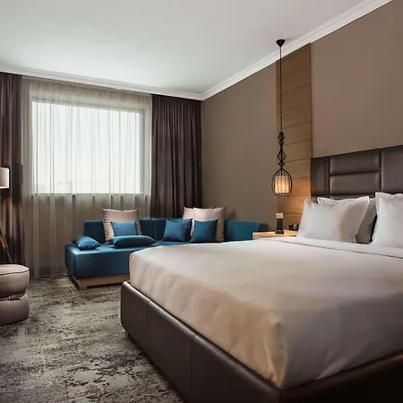 Hotel Expo 4*
