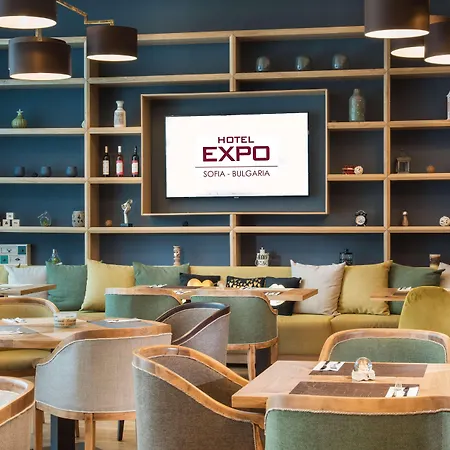 Expo Hotel