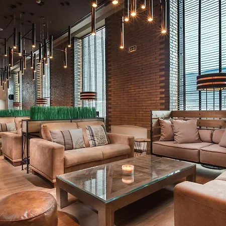 Expo Hotel